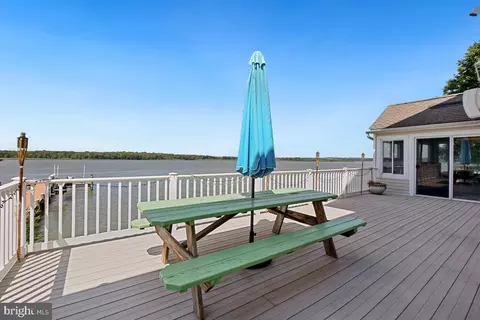 Exterior - 6800 Gunder Ave, Middle River, MD 21220 photo 11 of 15