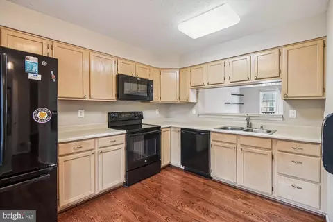 Kitchen - 6 Deaven Ct, Baltimore, MD 21209 photo 2 of 2