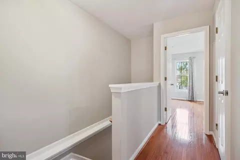 Entry Way - 6 Deaven Ct, Baltimore, MD 21209 photo 5 of 5
