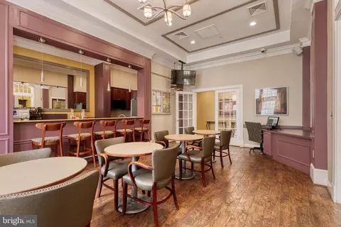 Dining - 400 Symphony Cir #406, Hunt Valley, MD 21030 photo 2 of 2