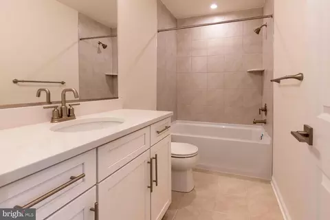 Entry Way - 1810 John Stricker Ave, Baltimore, MD 21222 photo 4 of 6