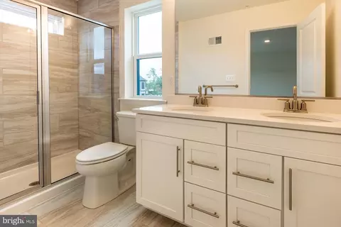 Bath - 1810 John Stricker Ave, Baltimore, MD 21222 photo 1 of 1