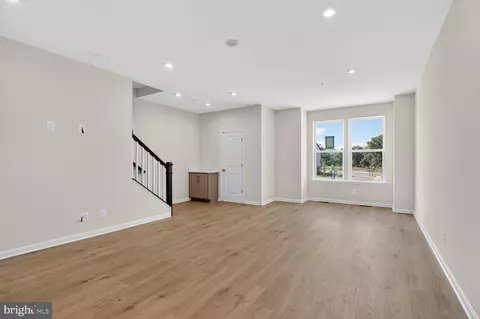1813 John Stricker Ave, Baltimore, MD 21222 photo 3