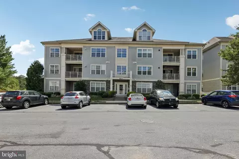 8807 Stone Ridge Cir #T-3, Pikesville, MD 21208