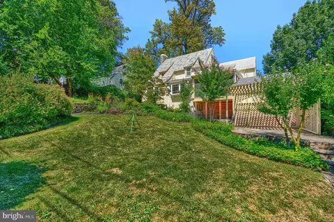 Exterior - 905 Kingston Rd, Baltimore, MD 21212 photo 9 of 11