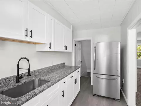 6817 Duluth Ave, Dundalk, MD 21222 photo 9