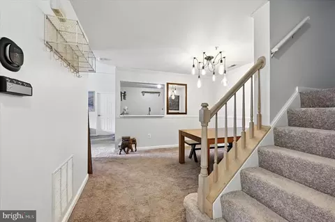 Entry Way - 2 Tyler Falls Ct #A, Baltimore, MD 21209 photo 2 of 4