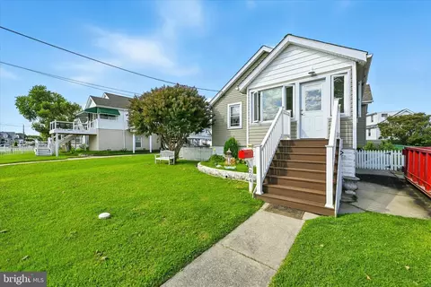 Other - 204 Bayside Dr, Dundalk, MD 21222 photo 2 of 9