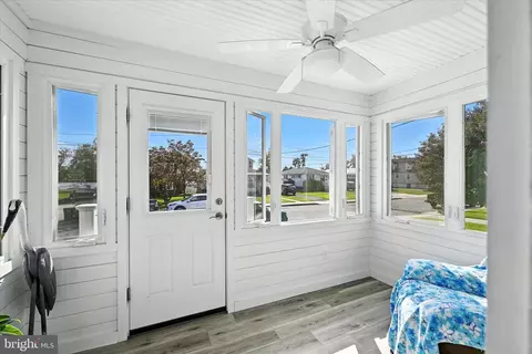 Exterior - 204 Bayside Dr, Dundalk, MD 21222 photo 1 of 5