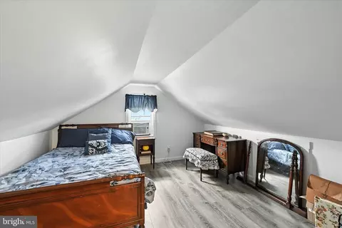 Bedroom - 204 Bayside Dr, Dundalk, MD 21222 photo 1 of 2