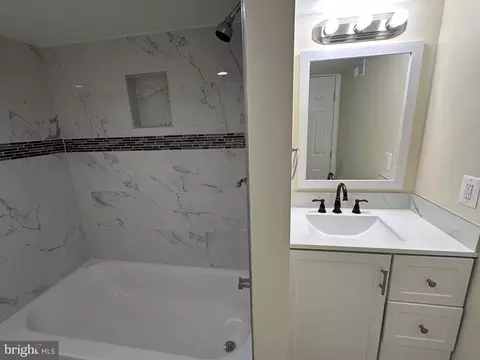 19 Lynbrook Rd, Middle River, MD 21220 photo 20