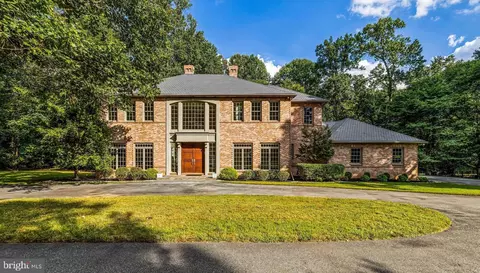 12 Spring Forest Ct, Owings Mills, MD 21117