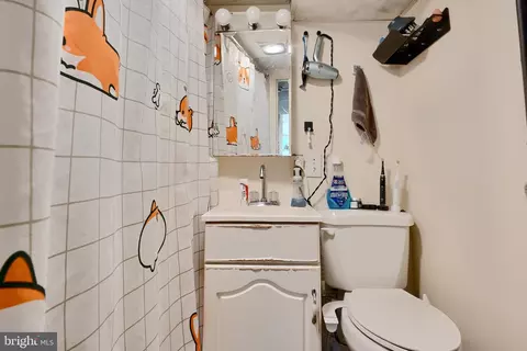 4315 Washington Blvd, Halethorpe, MD 21227 photo 8