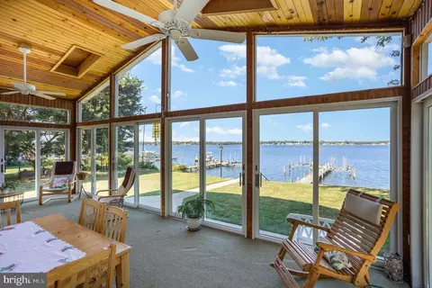 4212 Lynhurst Rd, Dundalk, MD 21222