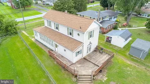 7428 Bay Front Rd, Sparrows Point, MD 21219