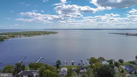 View/Area - 7428 Bay Front Rd, Sparrows Point, MD 21219 photo 11 of 13
