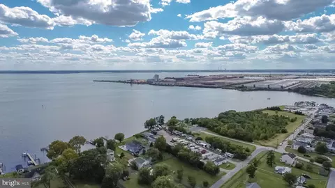 View/Area - 7428 Bay Front Rd, Sparrows Point, MD 21219 photo 12 of 13