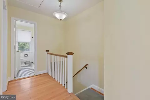 Entry Way - 101 Regester Ave, Baltimore, MD 21212 photo 5 of 6