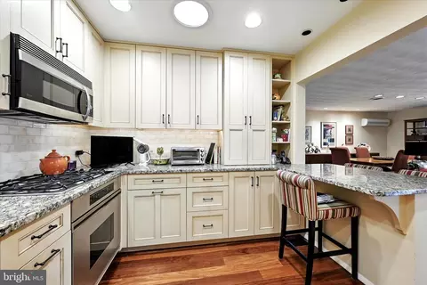 Kitchen - 6705 Chippewa Dr, Baltimore, MD 21209 photo 2 of 5