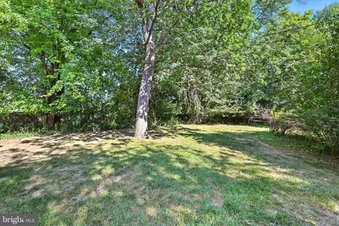 Exterior - 6705 Chippewa Dr, Baltimore, MD 21209 photo 4 of 4