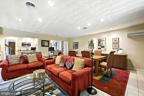 Living - 6705 Chippewa Dr, Baltimore, MD 21209 photo 1 of 3