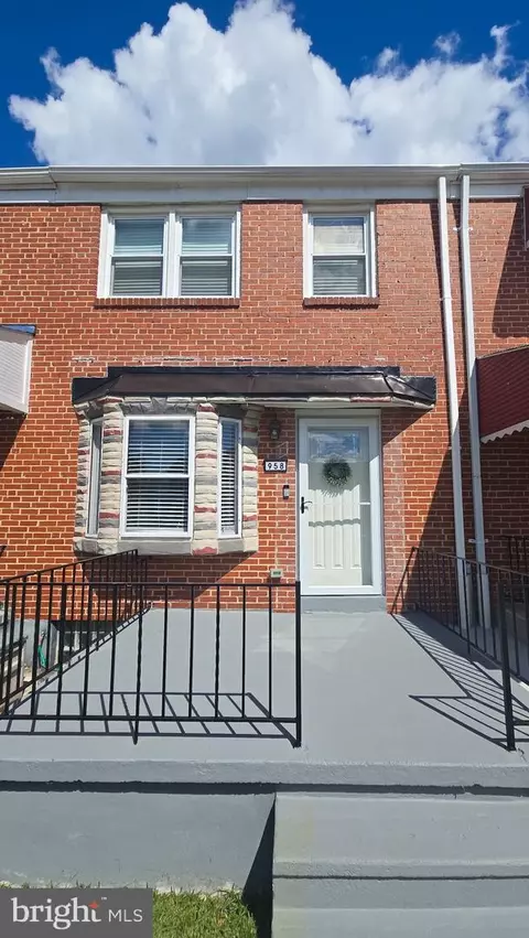 958 Arncliffe Rd, Essex, MD 21221