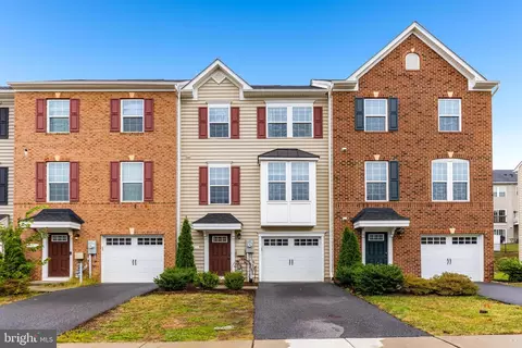 5 Gates Park Ct, Baltimore, MD 21227