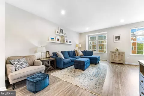 5 Gates Park Ct, Baltimore, MD 21227 photo 19