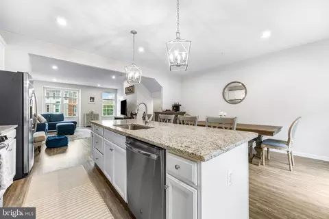 5 Gates Park Ct, Baltimore, MD 21227 photo 15
