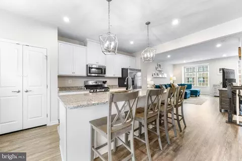 5 Gates Park Ct, Baltimore, MD 21227 photo 17