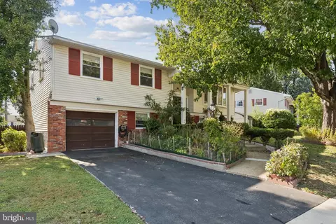 2124 Eastridge Rd, Lutherville Timonium, MD 21093