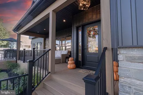 Exterior - 1105 Chester Rd, Middle River, MD 21220 photo 6 of 11