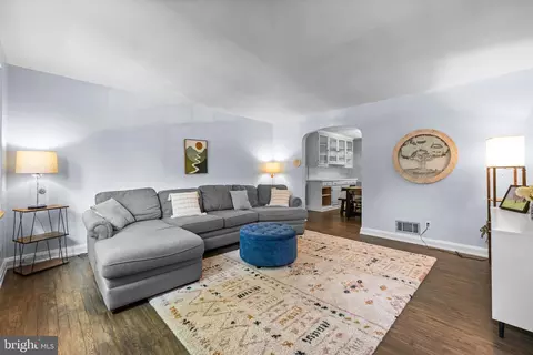 239 Stanmore Rd, Baltimore, MD 21212 photo 5