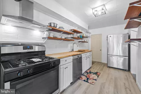 239 Stanmore Rd, Baltimore, MD 21212 photo 11
