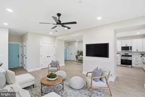 9534 Bauer Ave, Nottingham, MD 21236 photo 6