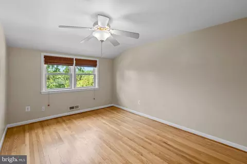 Bedroom - 1149 Linden Ave, Halethorpe, MD 21227 photo 4 of 4