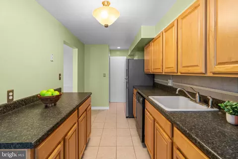 Kitchen - 1149 Linden Ave, Halethorpe, MD 21227 photo 3 of 3