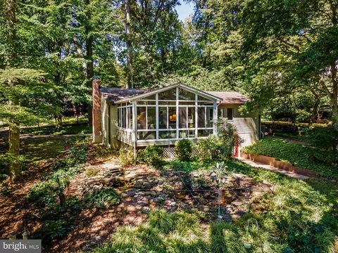 8531 Hill Spring Dr, Lutherville Timonium, MD 21093