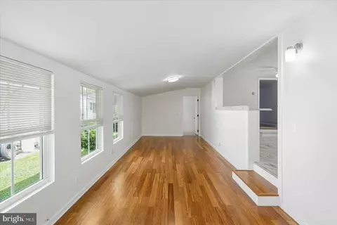103 Conestoga Rd, Middle River, MD 21220 photo 4
