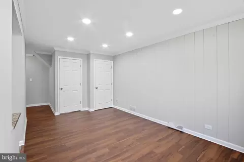 Entry Way - 4711 Forest View Ave, Baltimore, MD 21206 photo 1 of 7