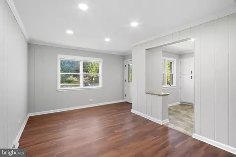 Living - 4711 Forest View Ave, Baltimore, MD 21206 photo 2 of 5
