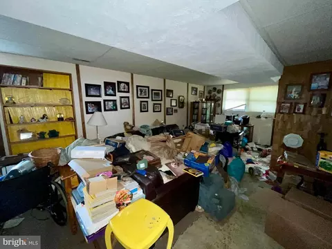 2009 Halethorpe Ave, Halethorpe, MD 21227 photo 11