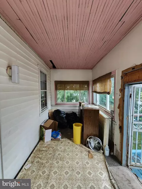 Exterior - 1909 Hammonds Ferry Rd, Halethorpe, MD 21227 photo 17 of 19