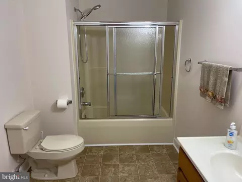 547 Compass Rd, Middle River, MD 21220 photo 12