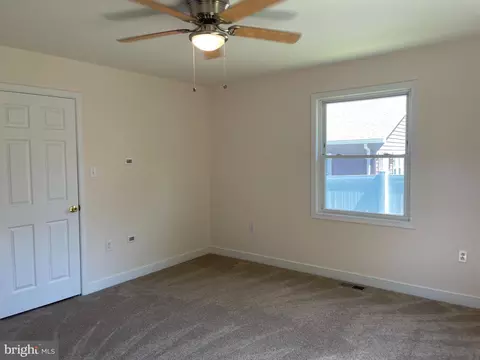 547 Compass Rd, Middle River, MD 21220 photo 11