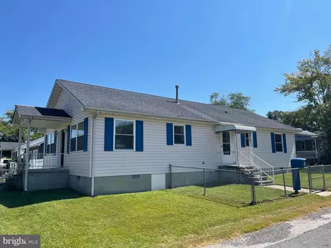 547 Compass Rd, Middle River, MD 21220 photo 14