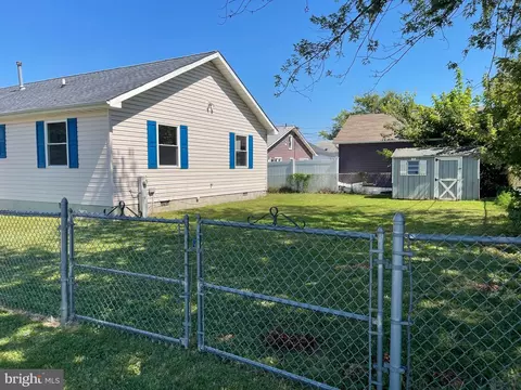 547 Compass Rd, Middle River, MD 21220 photo 16