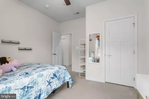 Bedroom - 2904 Shaws, Sparrows Point, MD 21219 photo 4 of 8