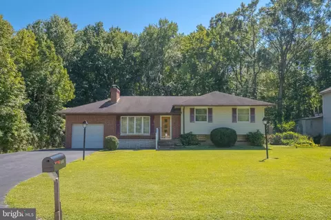 1709 Turkey Point Rd, Essex, MD 21221