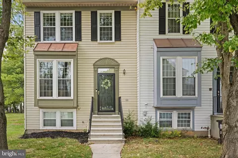 2 Little Brook Ct, Windsor Mill, MD 21244